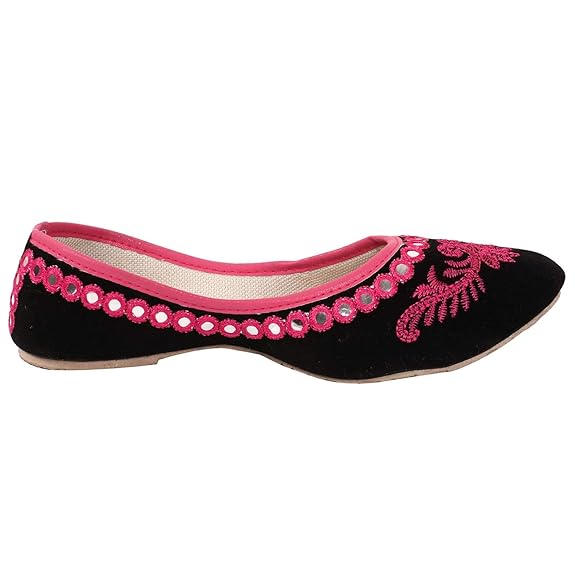 Women Jutti Velvet Belle Juti Mojari Shoe