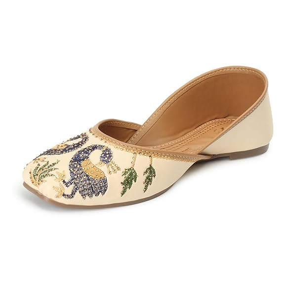 Women's Ethnic Punjabi Juttis | Traditional Slip-On Flats with Peacock Embroidery