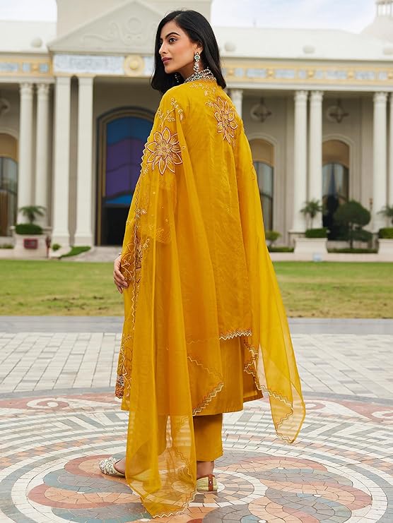Women's Silk Blend Embroidered Straight Kurta Pant with Dupatta